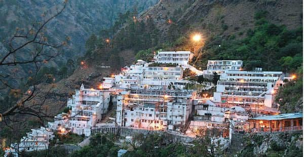 Kashmir with Mata Vaishno Devi Darshan 6 Days Tour Package