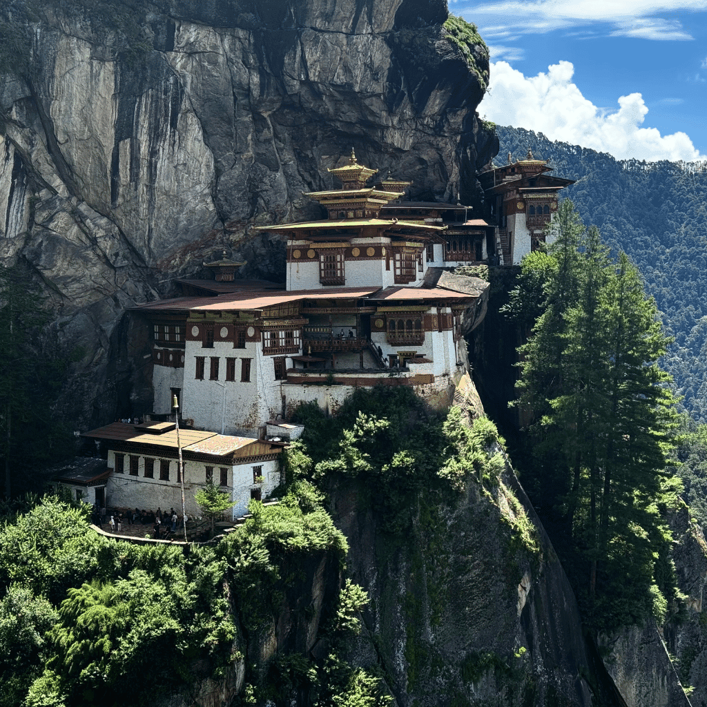 Bhutan 9 Days 8 Nights Tour Package – Thimphu, Punakha & Paro